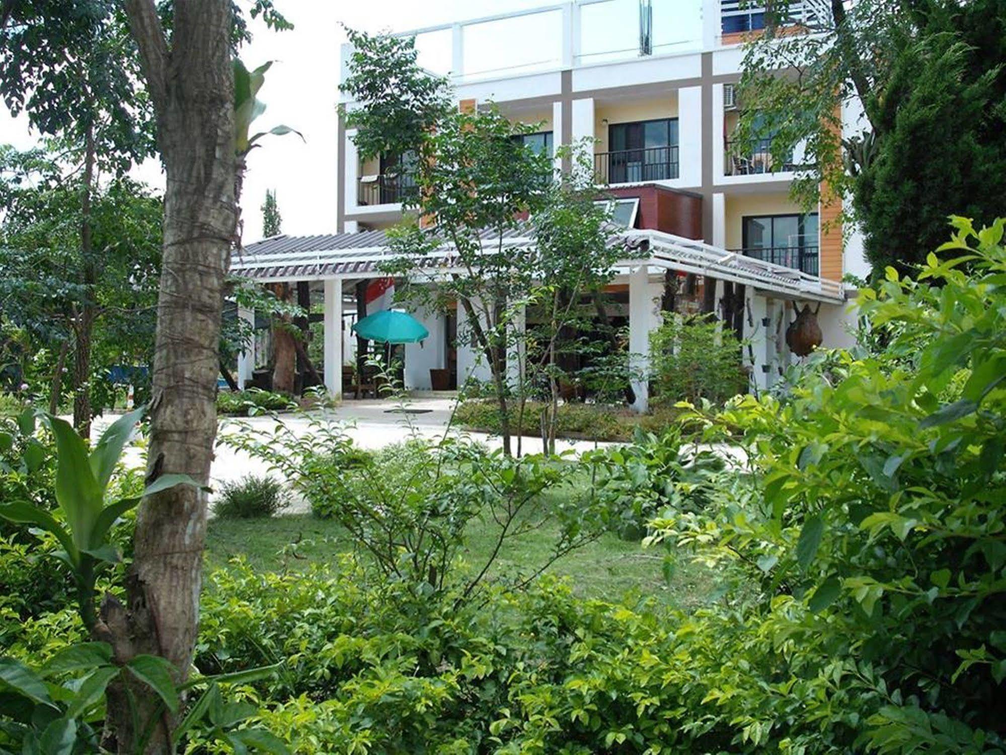 Mech Mansion 호텔 치앙라이 외부 사진